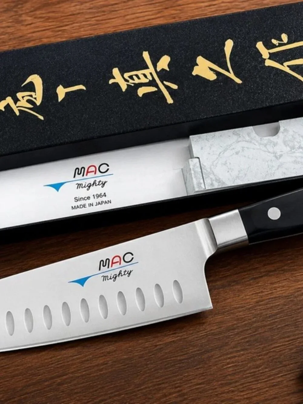Japanese Style MAC MTH-80 Pro Series 8'' Chef's Kitchen Knife w/Dimples 200mm US